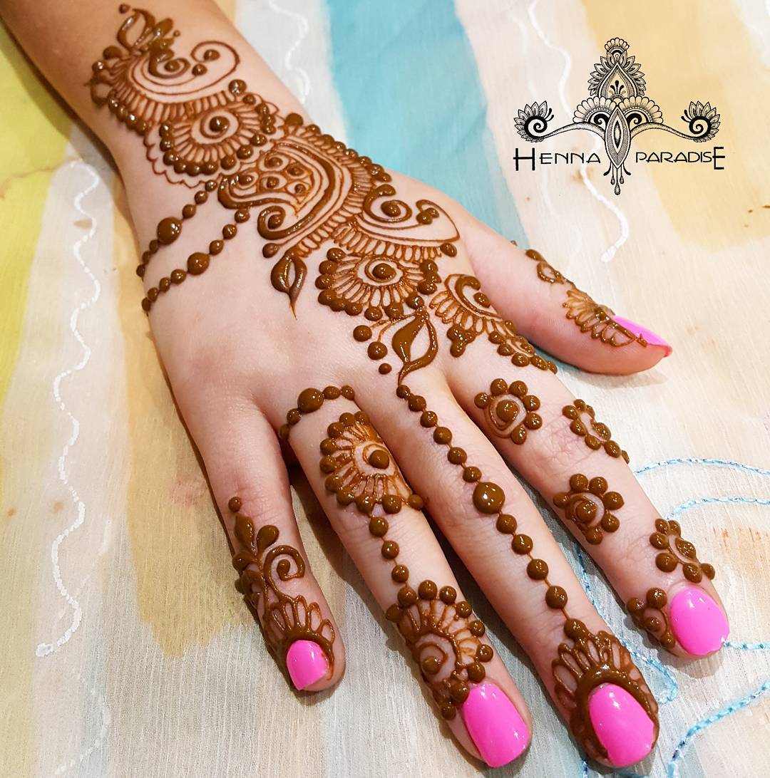 Stylish Mehndi Designs / Henna Designs | By Henna Paradise - Mehndi Designs